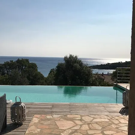 Villa Belle Proche De La Mer Climatisee Avec Piscine Conca